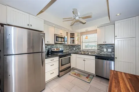 4750 Cove Circle St Petersburg FL 33708