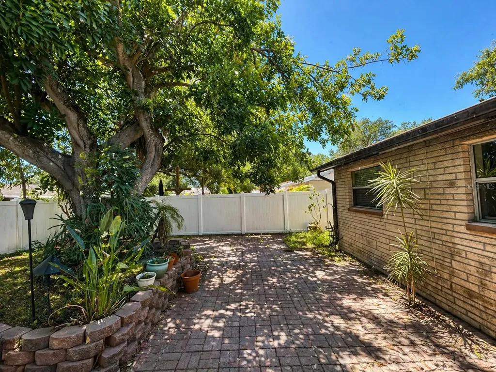 14933 56th Street N Clearwater FL 33760