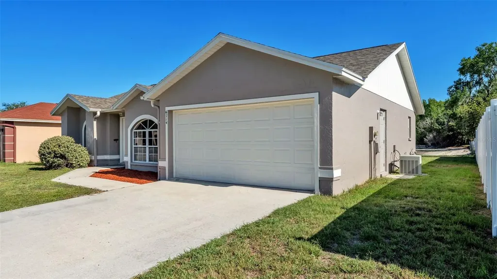 6714 Shepherd Oaks Street Lakeland FL 33811