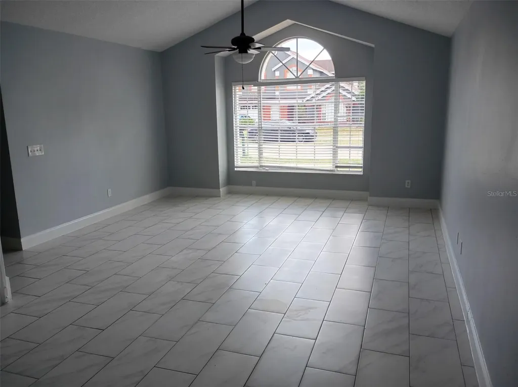 5585 Red Bone Lane Orlando FL 32810