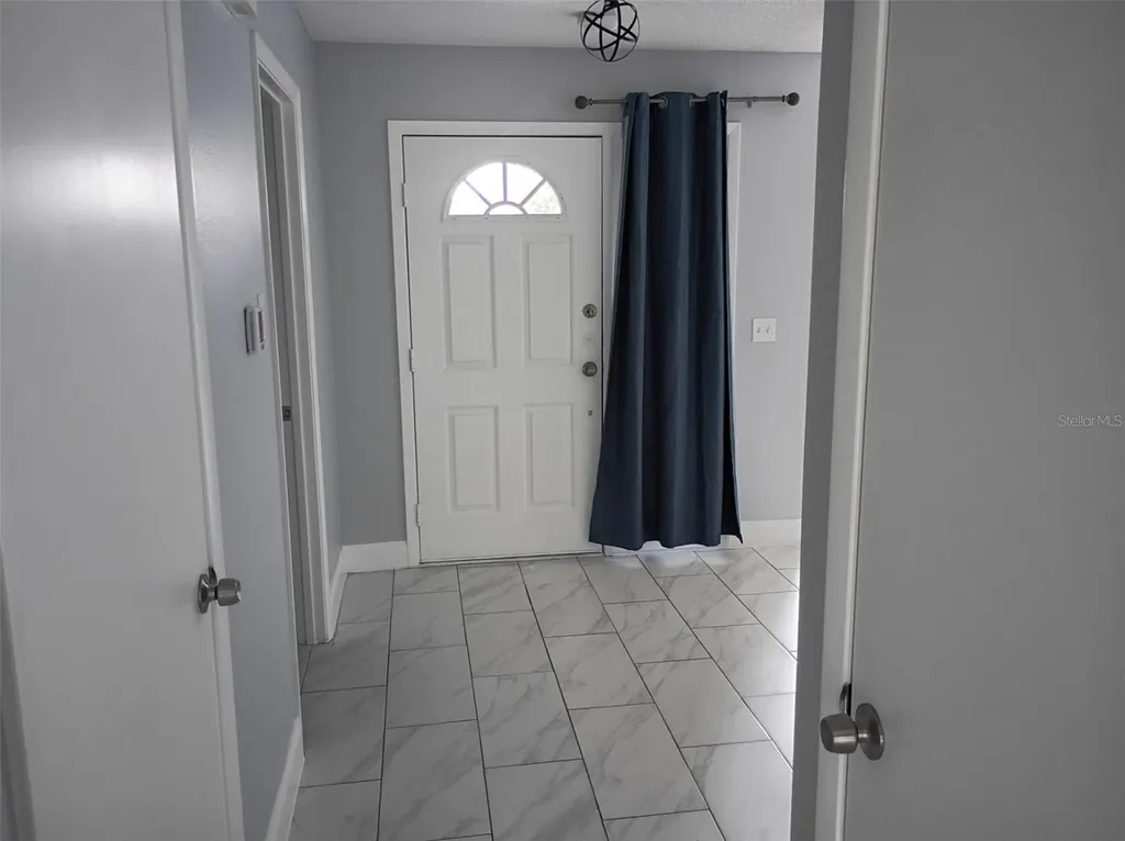 5585 Red Bone Lane Orlando FL 32810