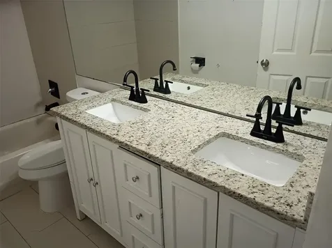 5585 Red Bone Lane Orlando FL 32810