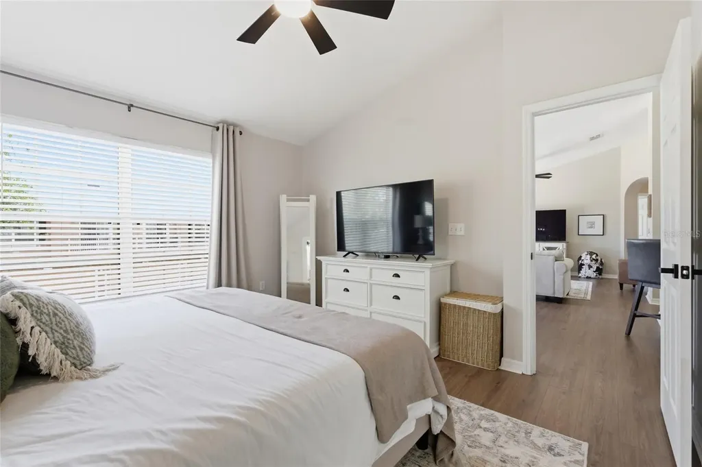 5134 6th Street N St Petersburg FL 33703