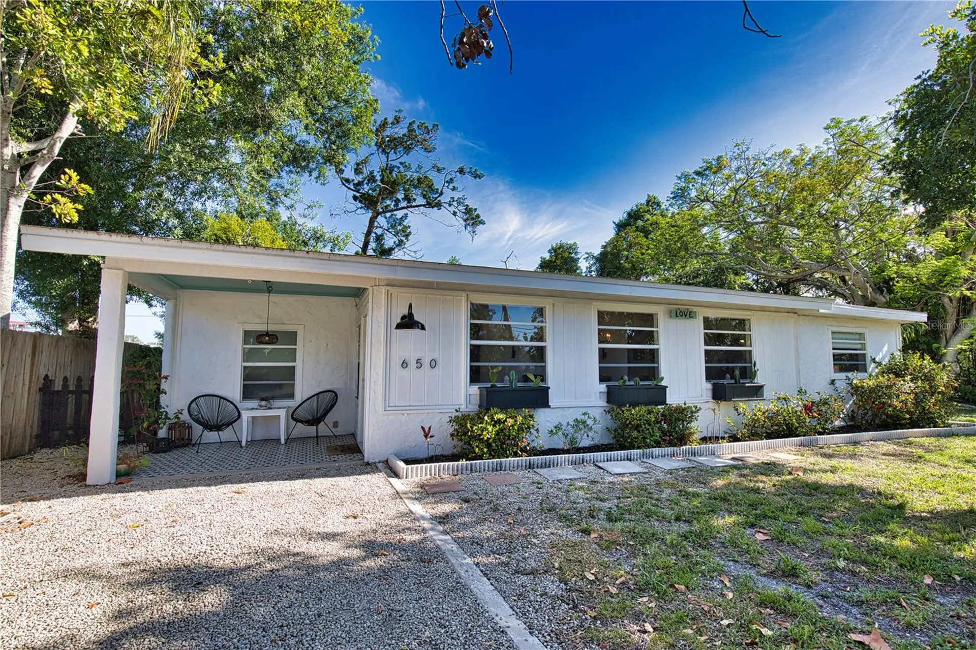 650 Edwards Street Englewood FL 34223
