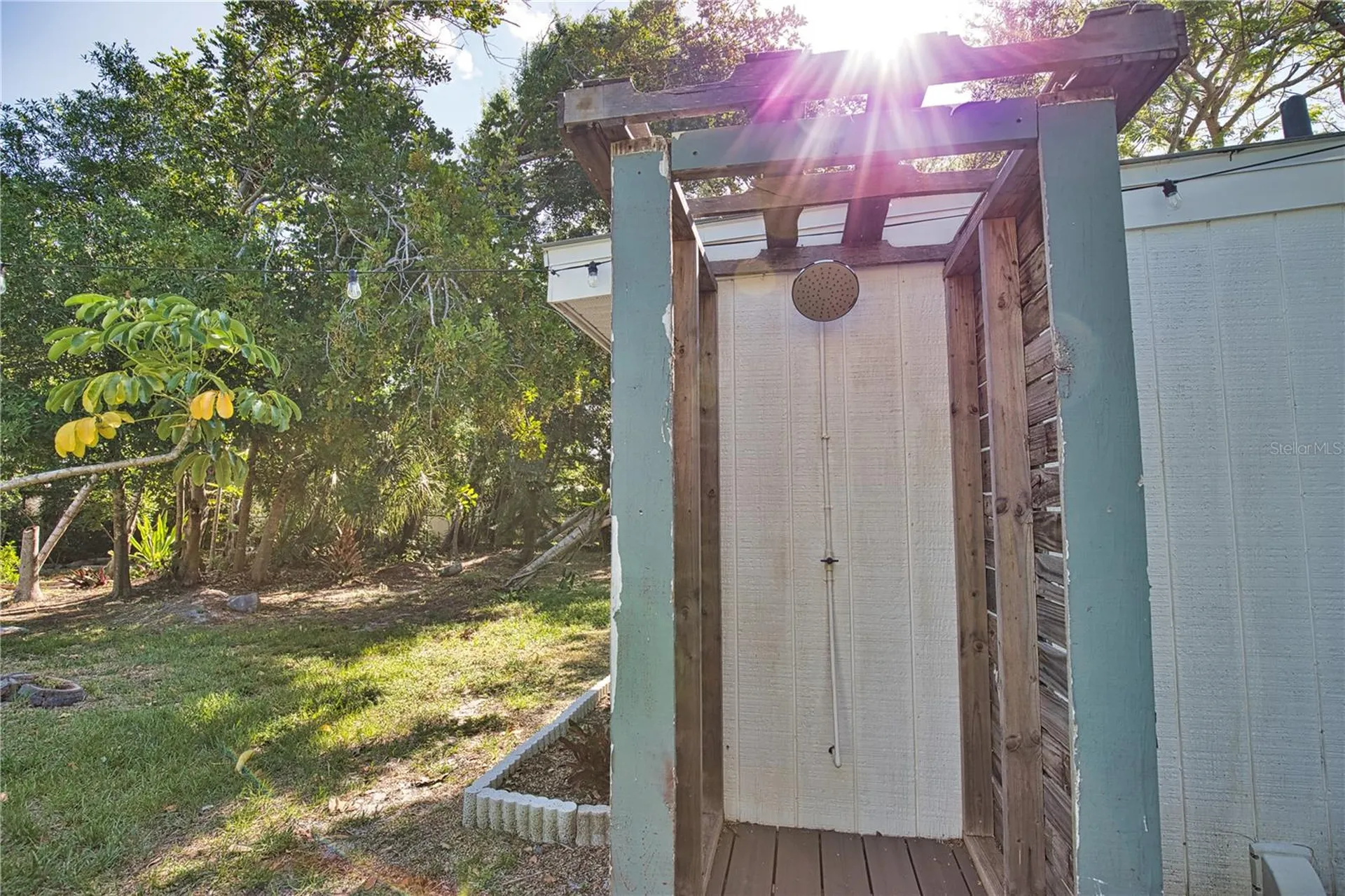 650 Edwards Street Englewood FL 34223
