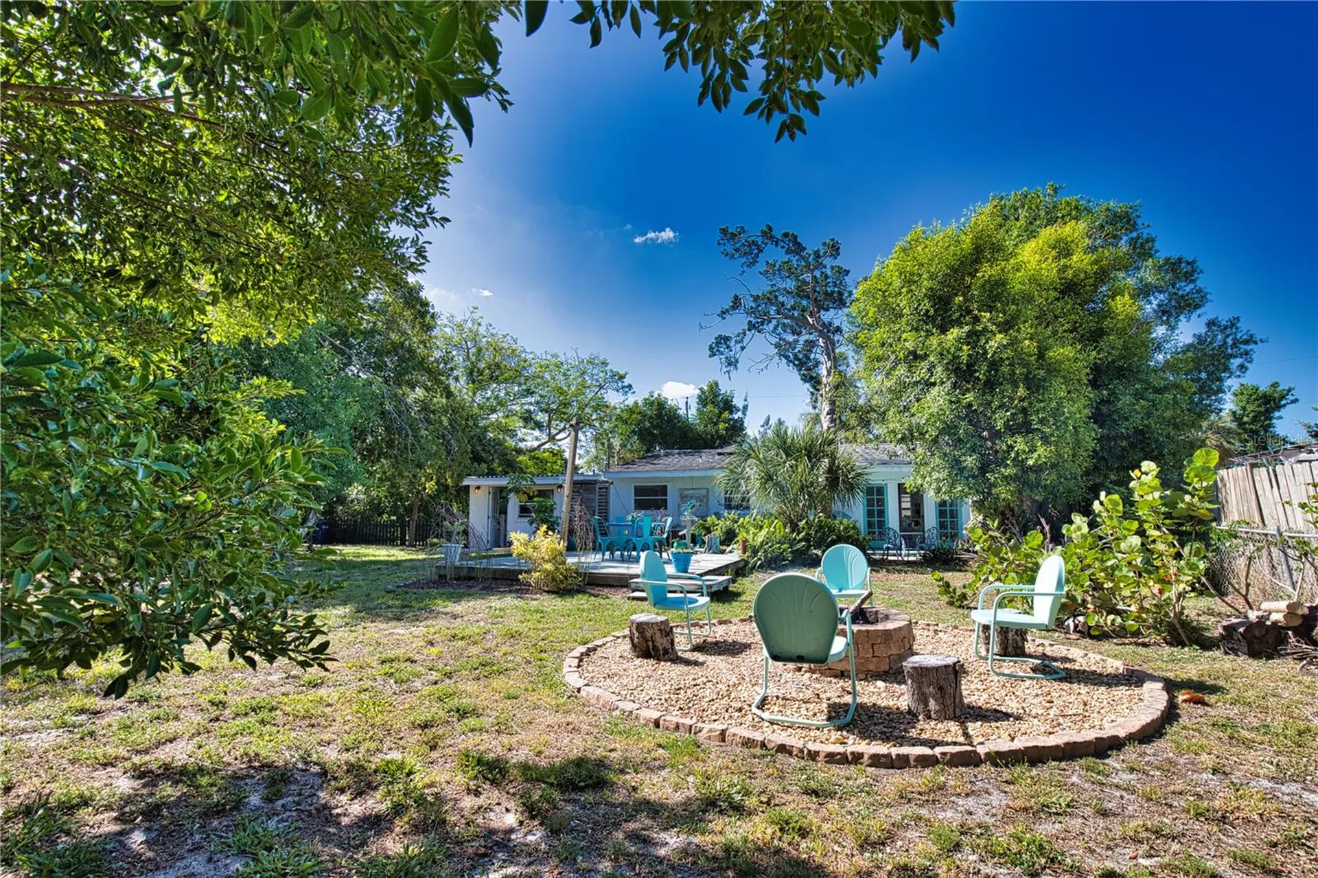 650 Edwards Street Englewood FL 34223