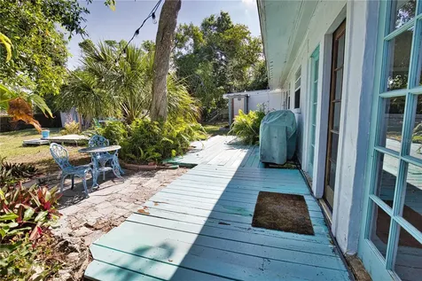 650 Edwards Street Englewood FL 34223