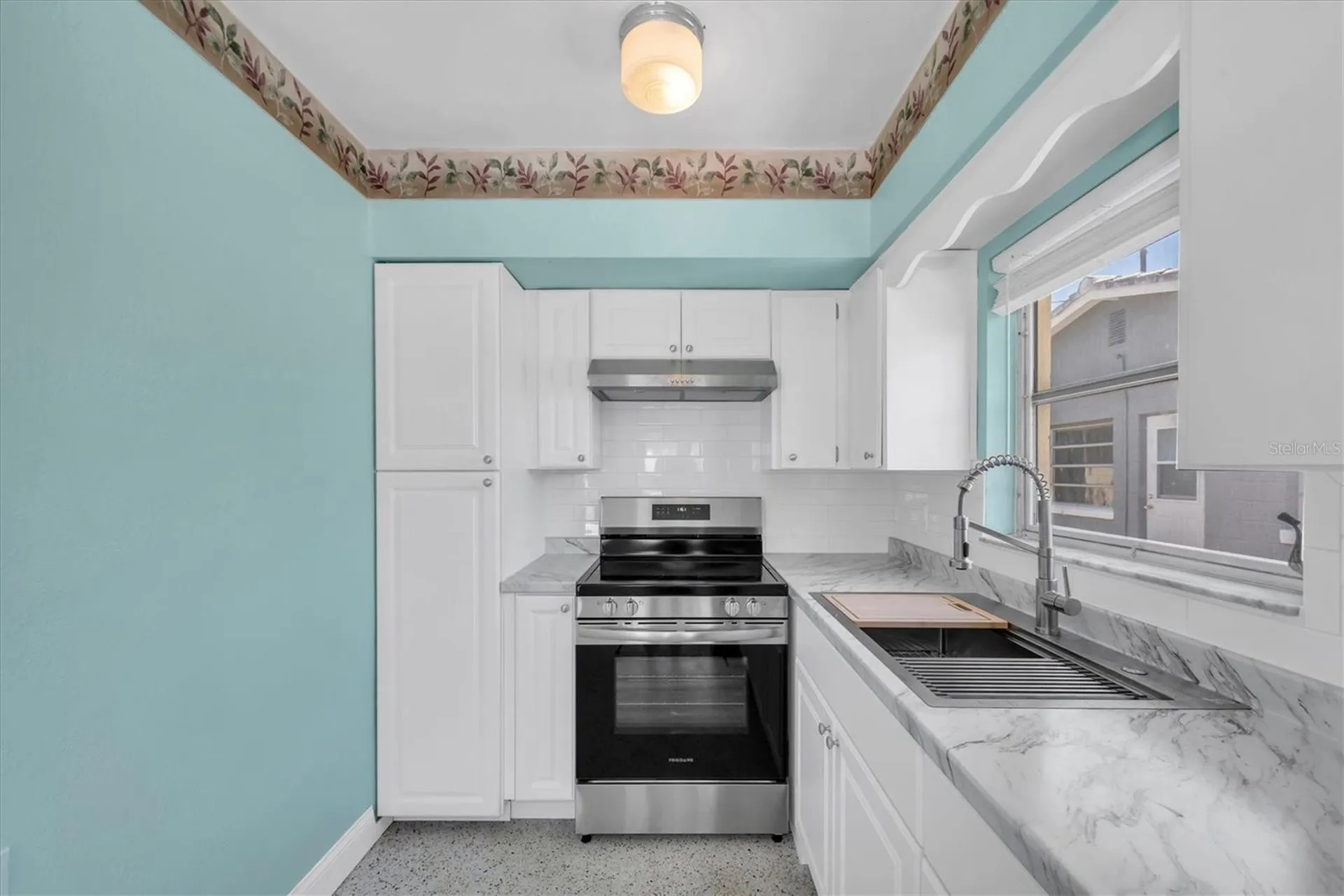 11095 2nd Street E Treasure Island FL 33706