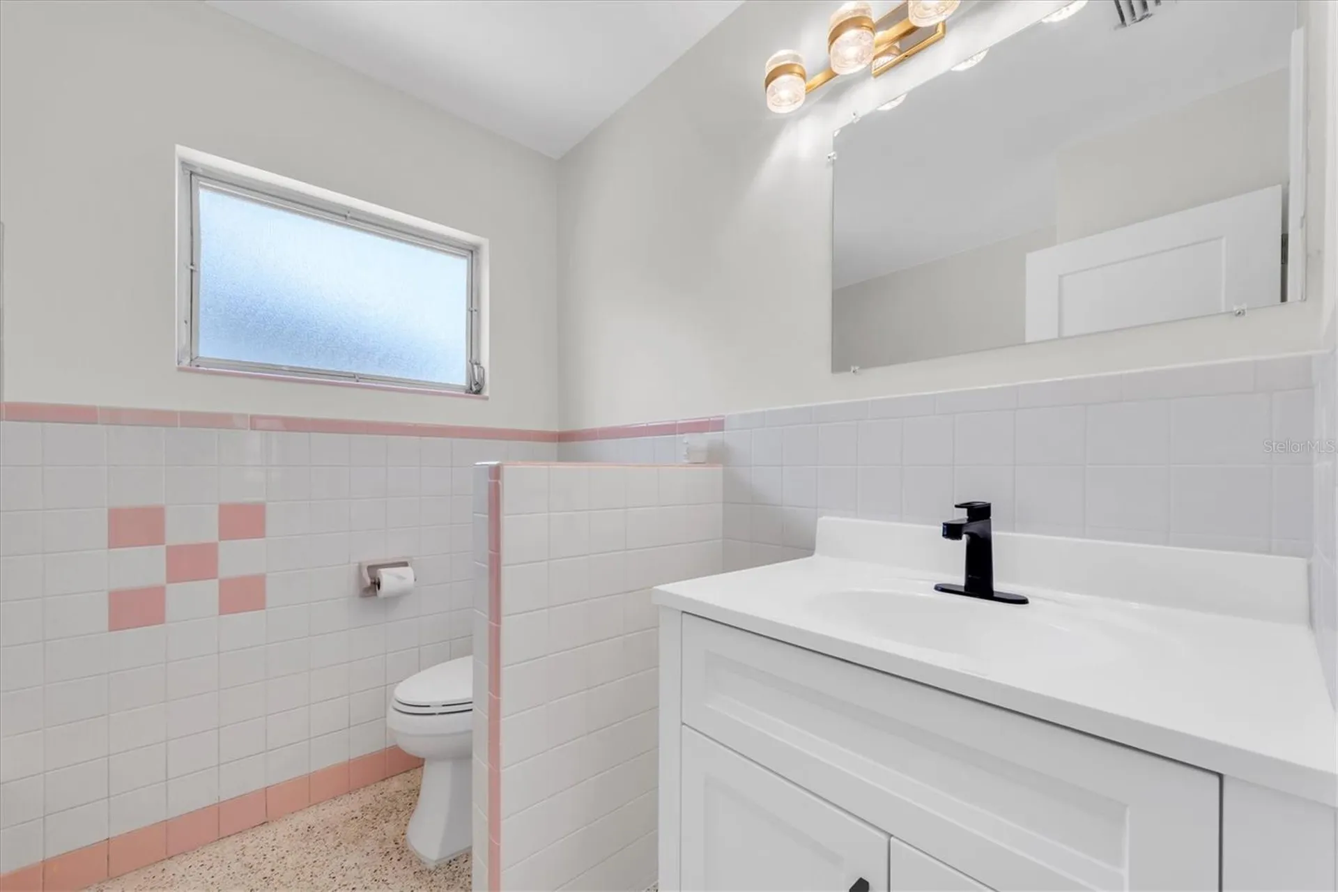 11095 2nd Street E Treasure Island FL 33706