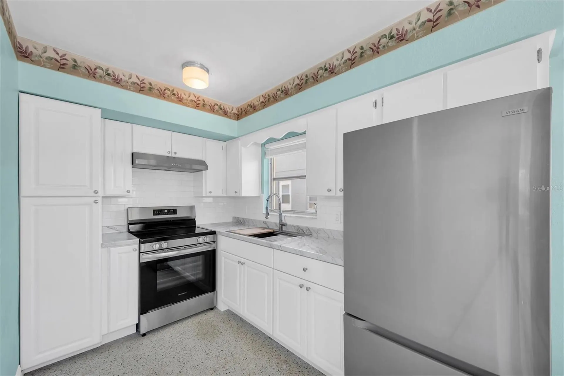 11095 2nd Street E Treasure Island FL 33706