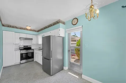 11095 2nd Street E Treasure Island FL 33706
