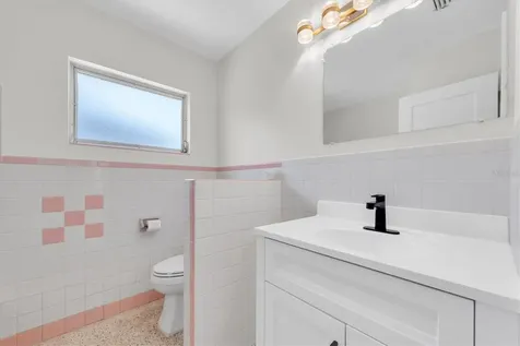 11095 2nd Street E Treasure Island FL 33706