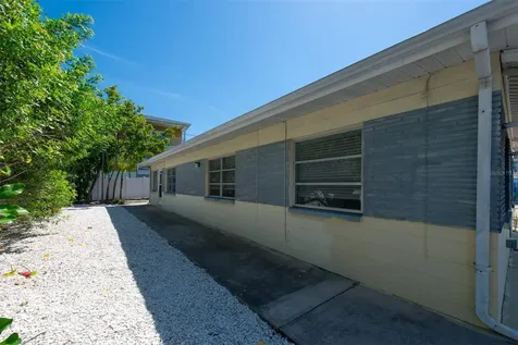 11095 2nd Street E Treasure Island FL 33706