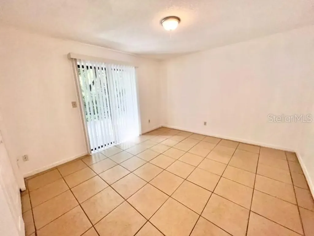 501 W Ohio Avenue Deland FL 32720