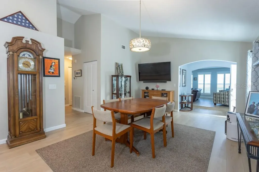 33 Bedford Drive Palm Coast FL 32137