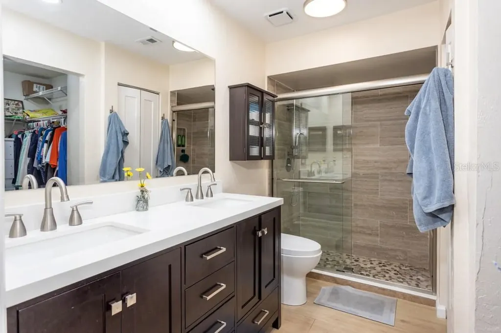 33 Bedford Drive Palm Coast FL 32137