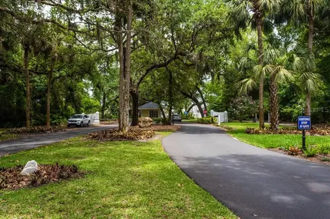 33 Bedford Drive Palm Coast FL 32137