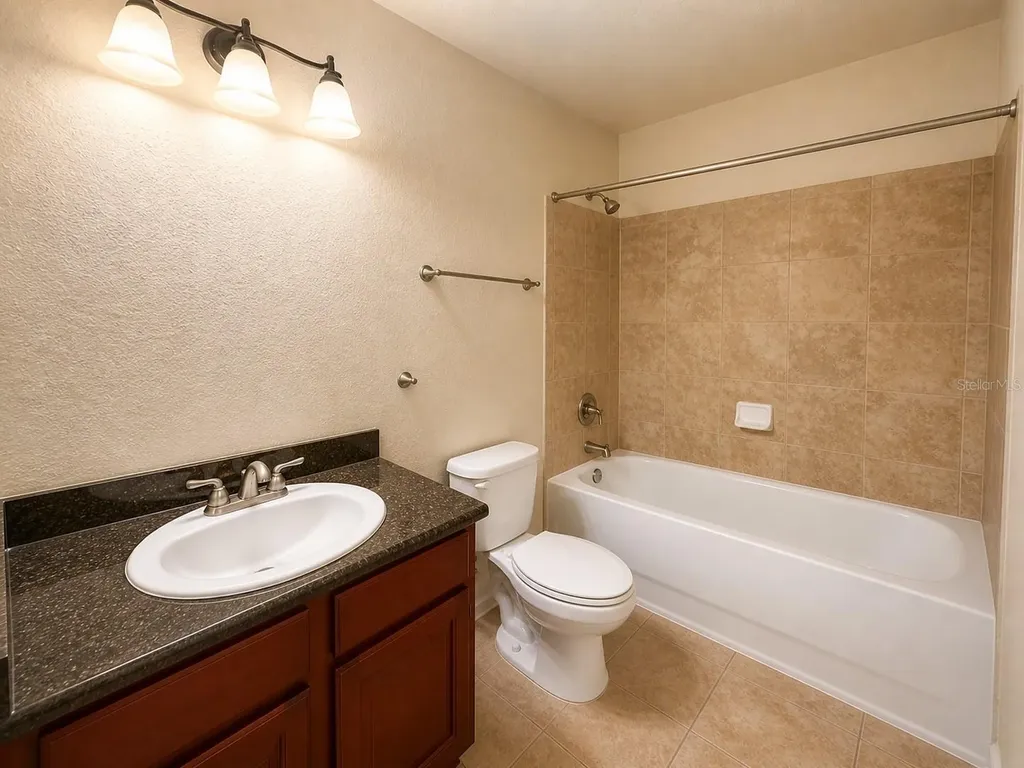 907 Charo Parkway Davenport FL 33897