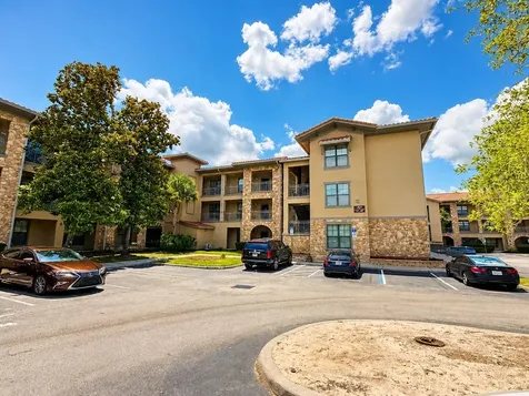 907 Charo Parkway Davenport FL 33897