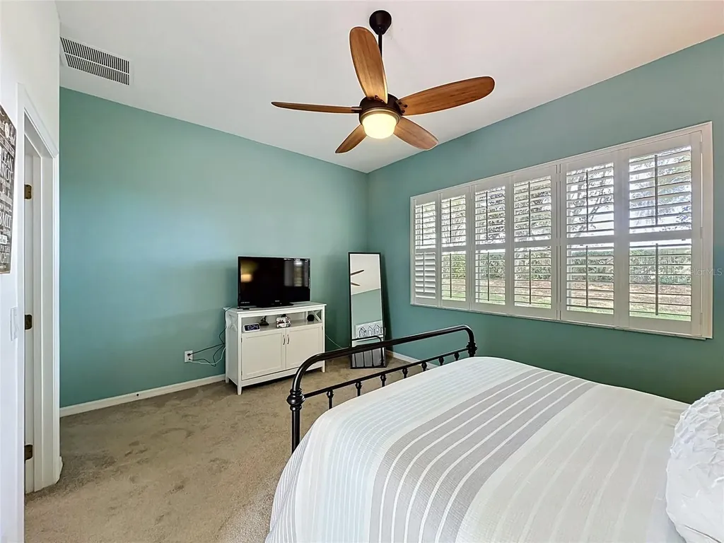 135 Crepe Myrtle Drive Groveland FL 34736