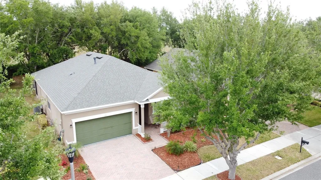 135 Crepe Myrtle Drive Groveland FL 34736