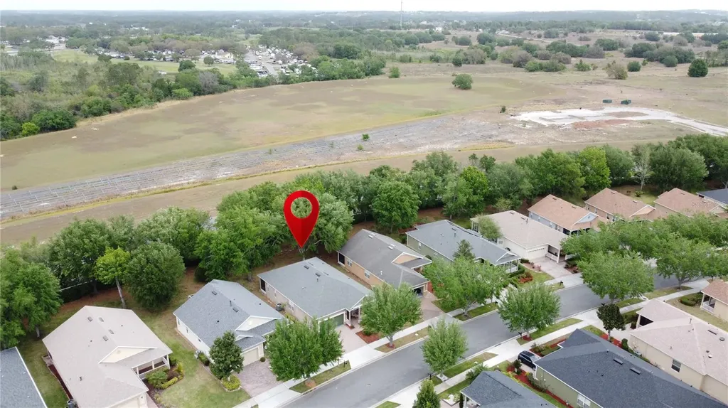 135 Crepe Myrtle Drive Groveland FL 34736