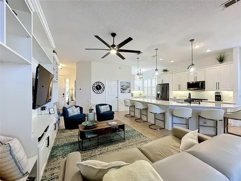 135 Crepe Myrtle Drive Groveland FL 34736