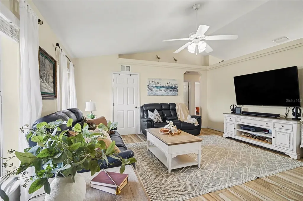 10057 SE 125th Street Belleview FL 34420
