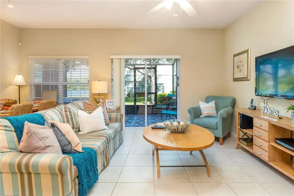 2457 Caravelle Circle Kissimmee FL 34746