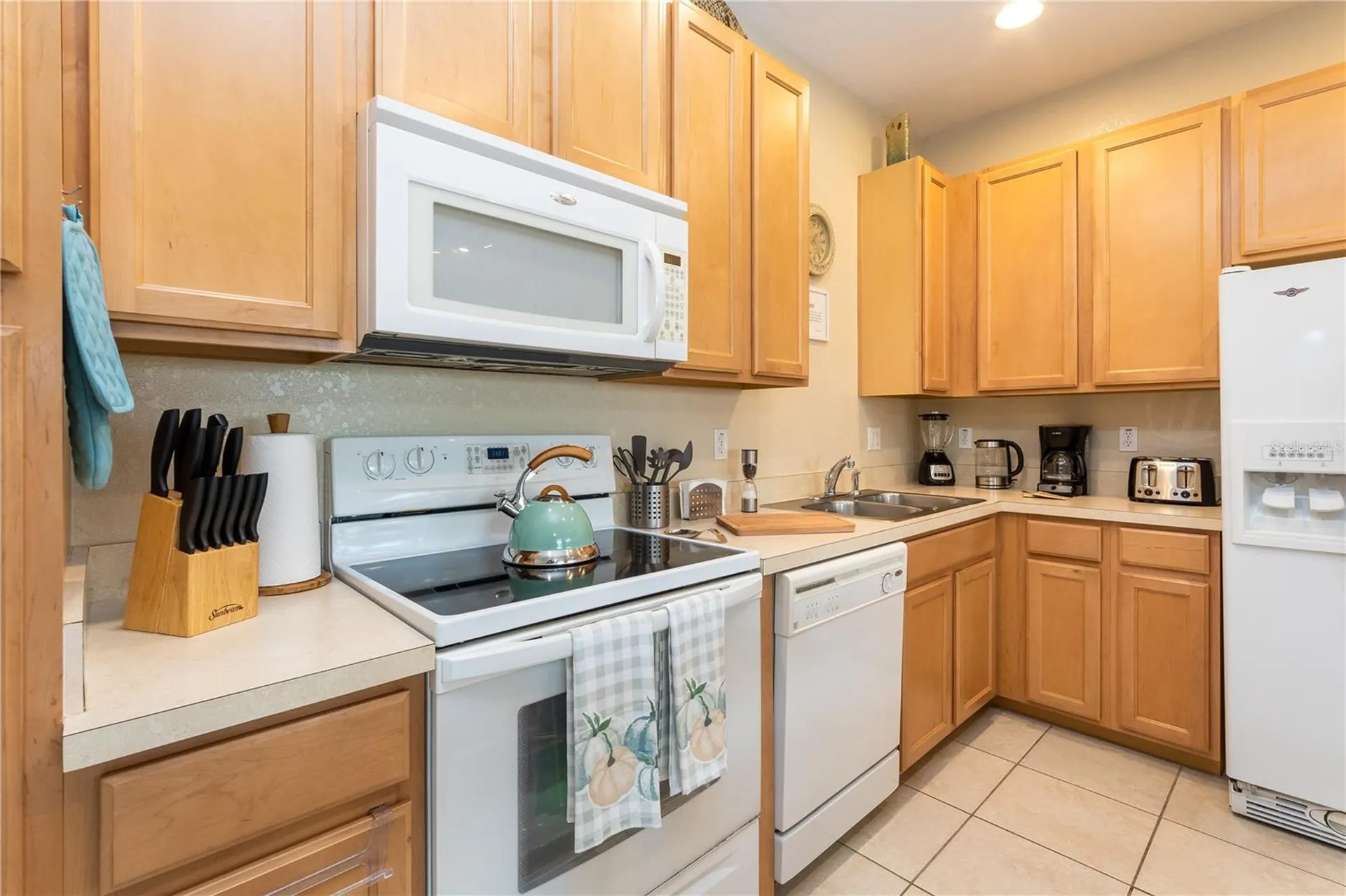 2457 Caravelle Circle Kissimmee FL 34746
