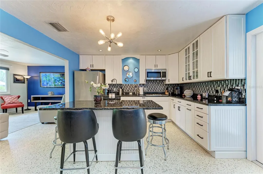 2616 Wood Street Sarasota FL 34237