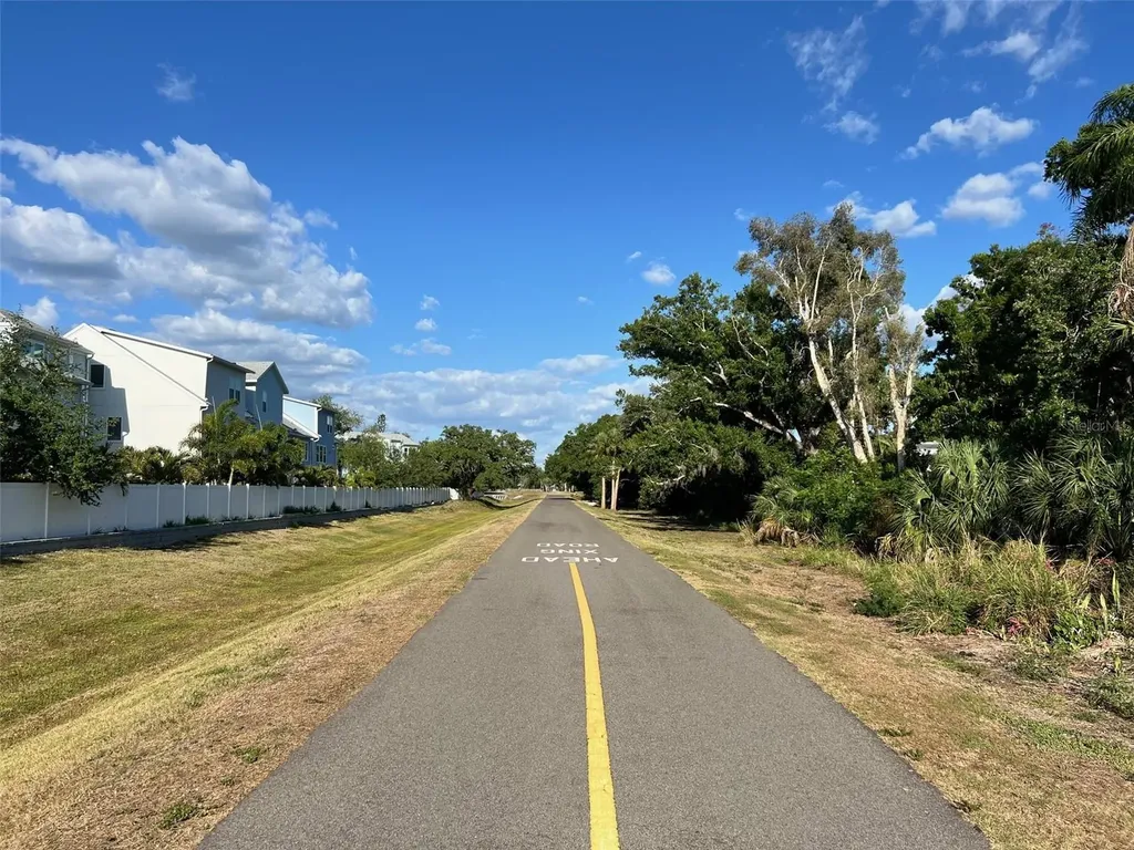 2616 Wood Street Sarasota FL 34237