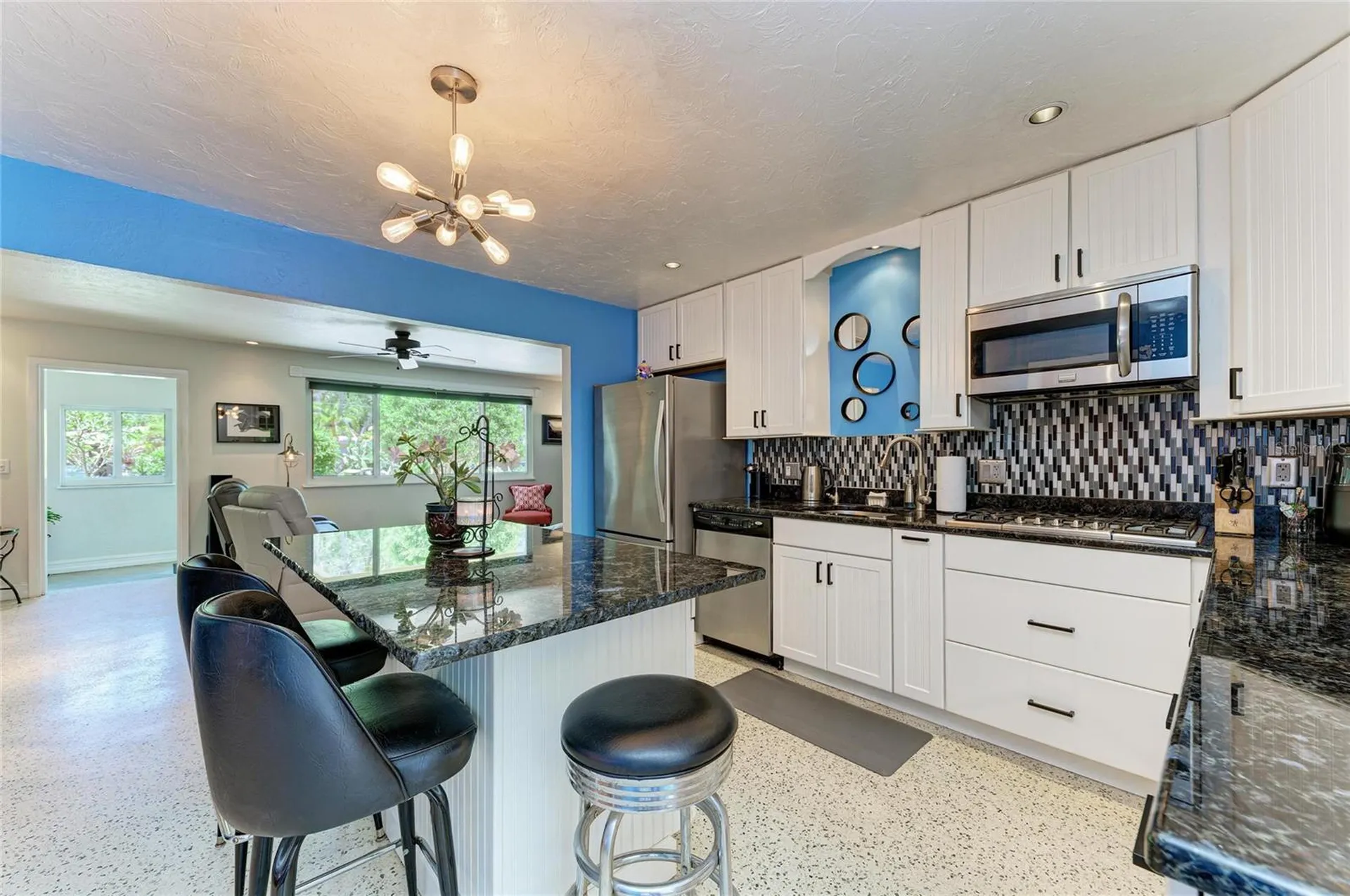 2616 Wood Street Sarasota FL 34237