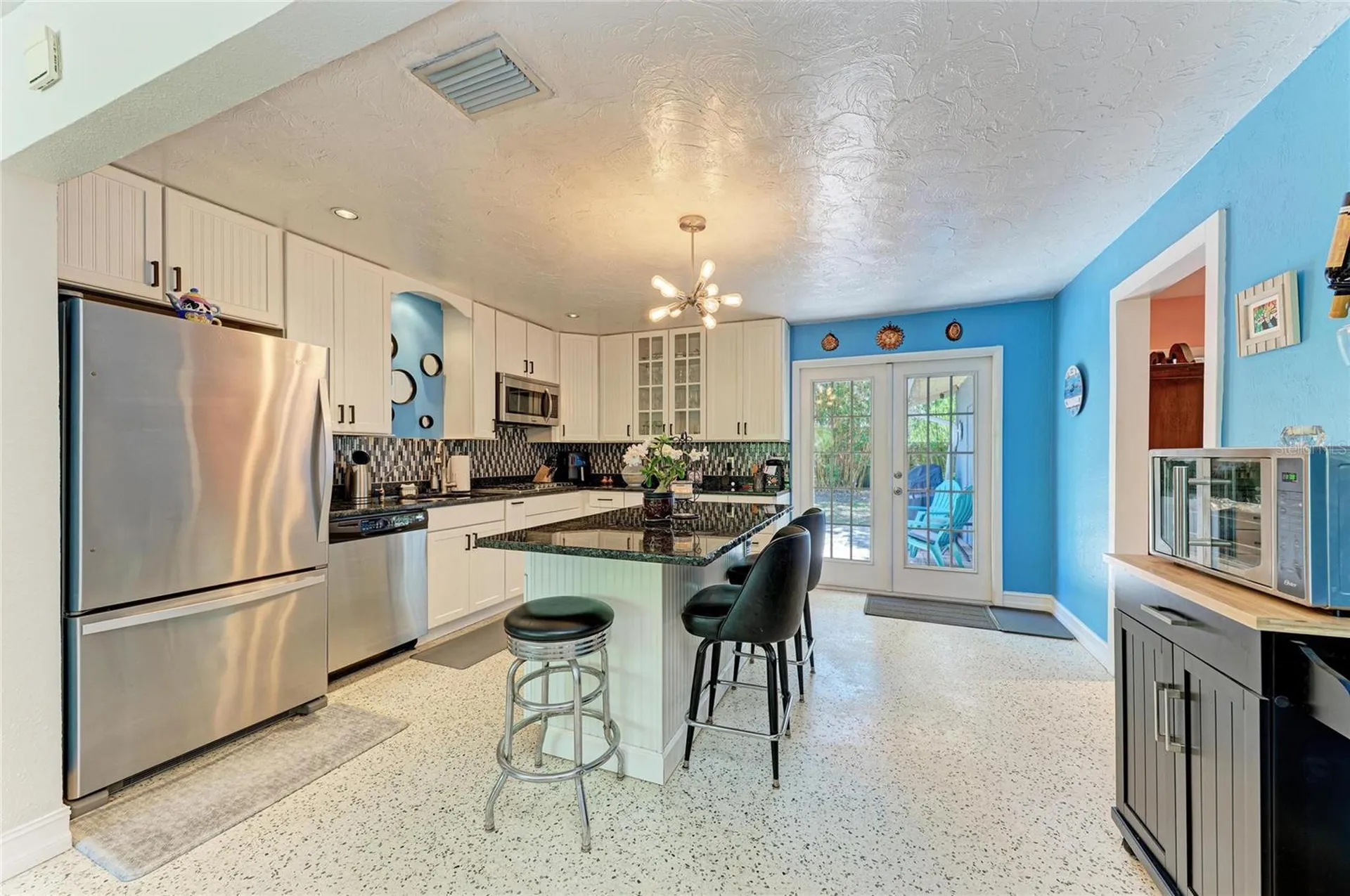 2616 Wood Street Sarasota FL 34237