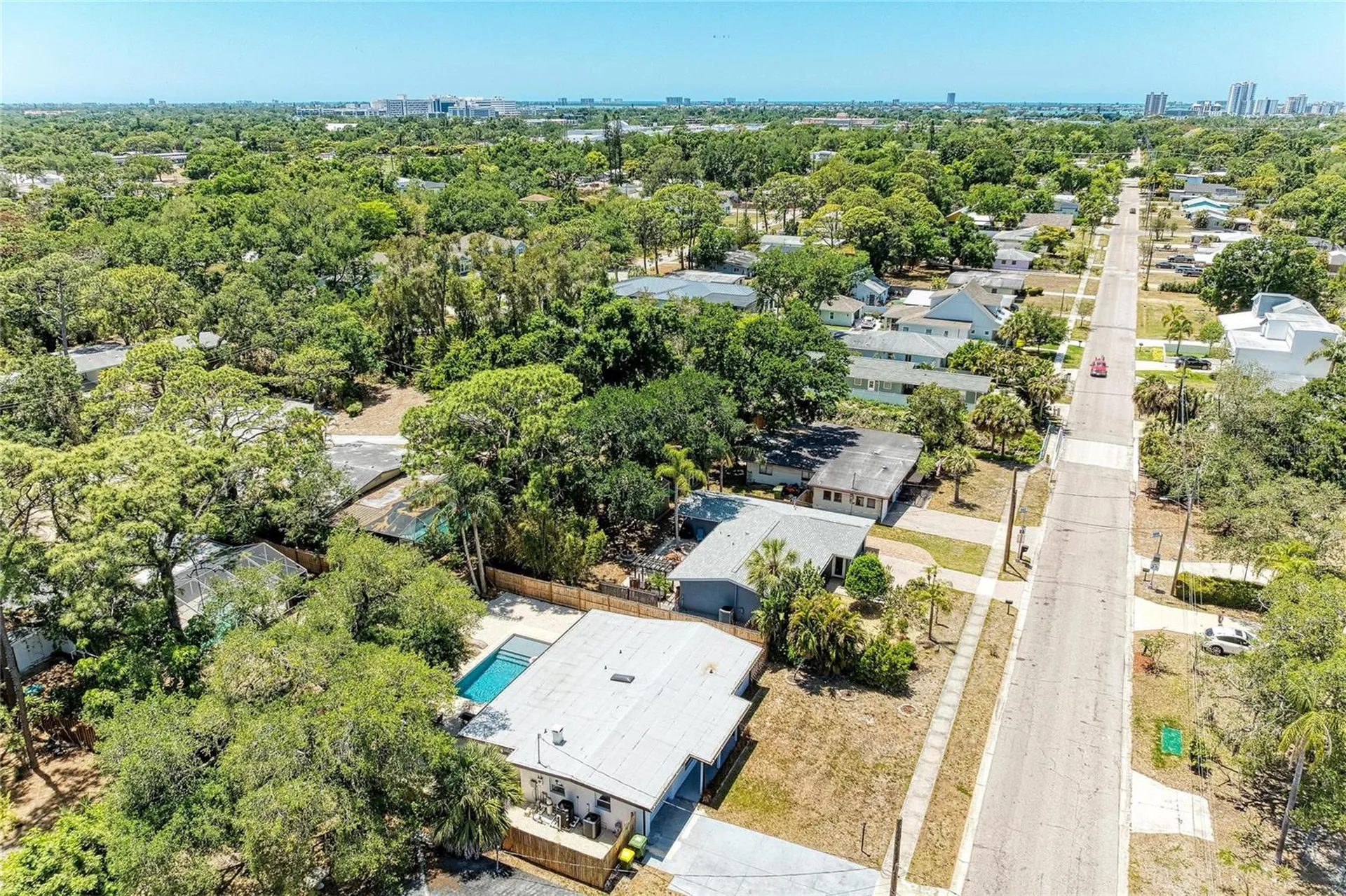 2616 Wood Street Sarasota FL 34237