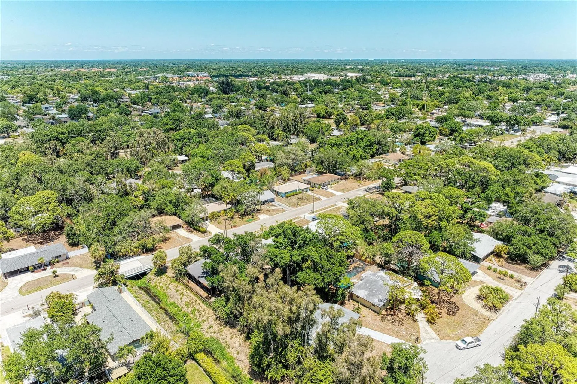 2616 Wood Street Sarasota FL 34237