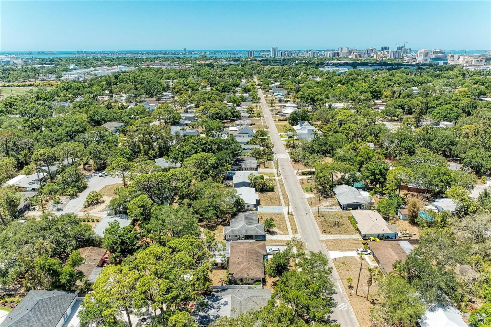 2616 Wood Street Sarasota FL 34237