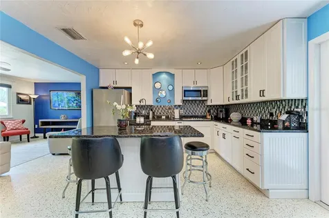 2616 Wood Street Sarasota FL 34237