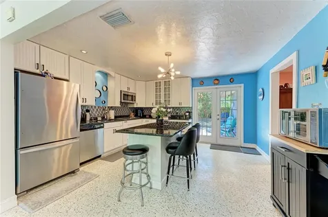 2616 Wood Street Sarasota FL 34237