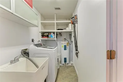 2616 Wood Street Sarasota FL 34237