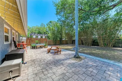 2616 Wood Street Sarasota FL 34237