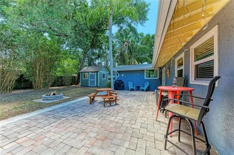 2616 Wood Street Sarasota FL 34237