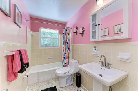 2616 Wood Street Sarasota FL 34237