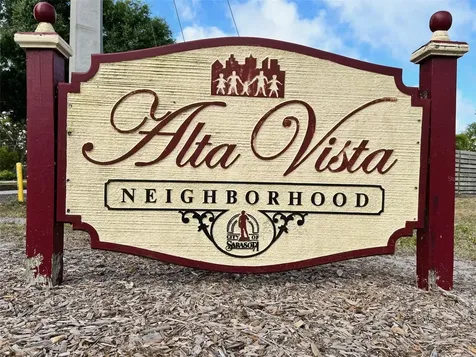 2616 Wood Street Sarasota FL 34237