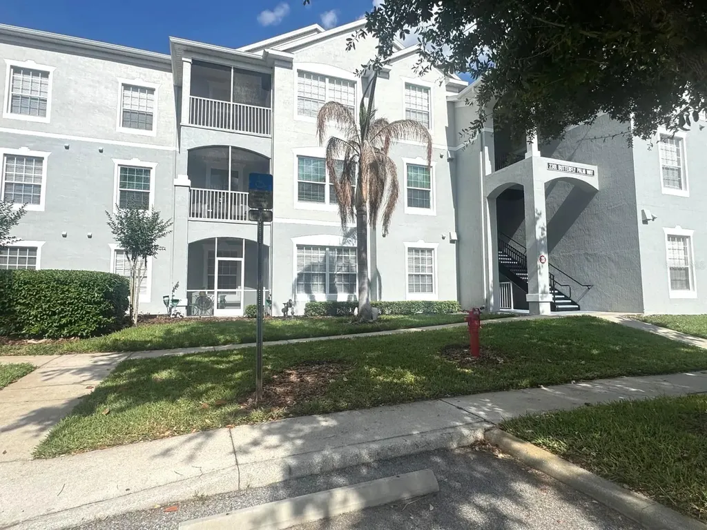 2301 Butterfly Palm Way Kissimmee FL 34747