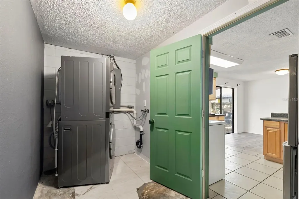 5557 146th Terrace N Clearwater FL 33760
