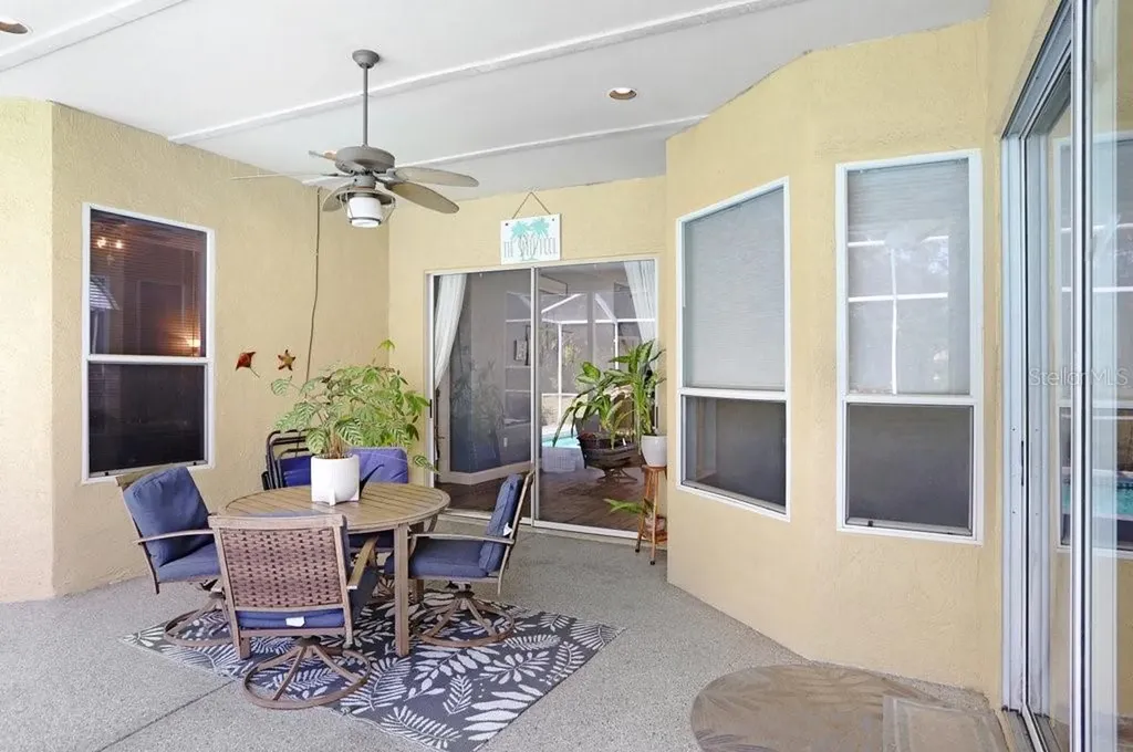5326 Twin Creeks Drive Valrico FL 33596