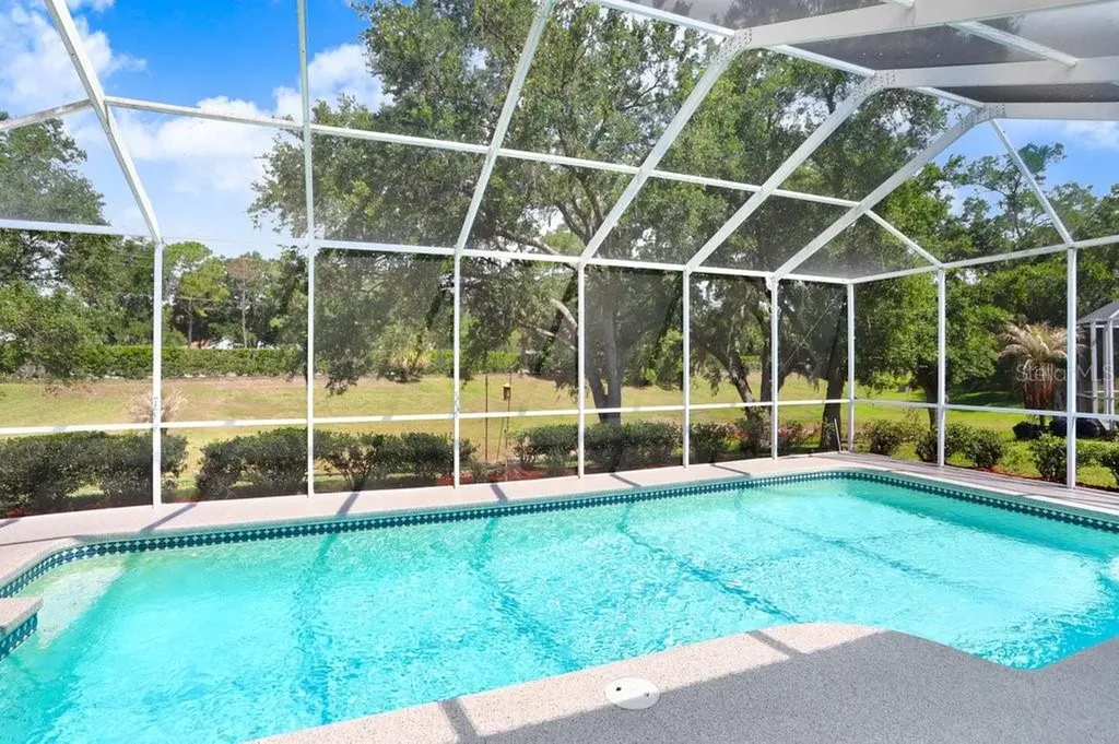 5326 Twin Creeks Drive Valrico FL 33596