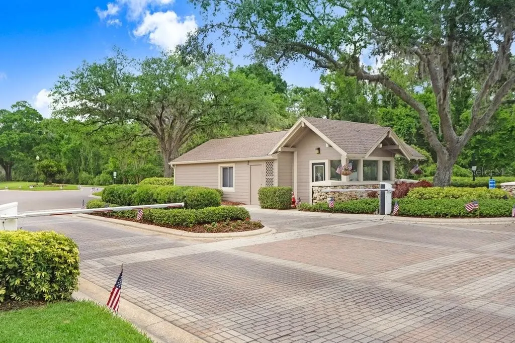 5326 Twin Creeks Drive Valrico FL 33596