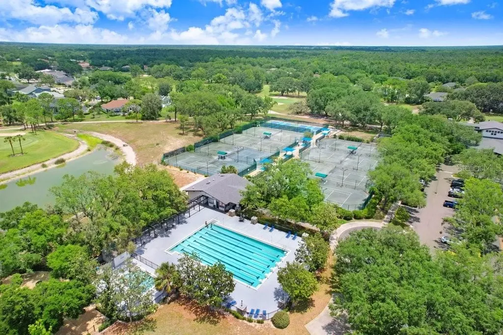 5326 Twin Creeks Drive Valrico FL 33596